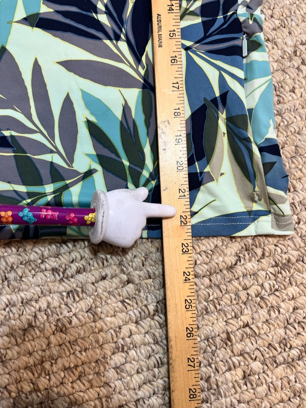 Women's SPF 50 Long-Sleeve Leaf Print Top in Blue Beachwear Hang Ten size MEDIUM - Picture 8 of 10